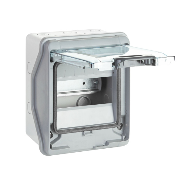 Купить Legrand Plexo3 Бокс IP65 6М С N+Pe 601976