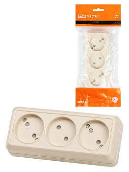 TDM Розетка 3-х местная горизонтальная 2П открытой установки IP20 10A с з/ш сл. кость "Ладога" SQ1801-0225