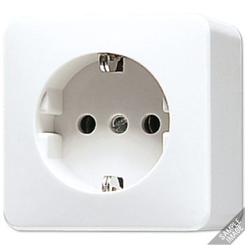 JUNG Слоновая кость Розетка с заземлением 16А 250V накладного монтажа 321A