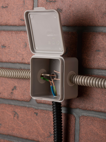 Купить EKF PROxima Коробка распаячная КМР-030-037 пылевлагозащищенная без мембранных вводов (65х65х50)