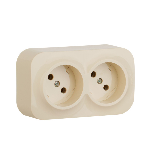 Купить Legrand Quteo IP 20 Слоновая кость Розеточный блок с предварительным подключением 2 x 2К без шторок - 16 A - 250 В~ 782261