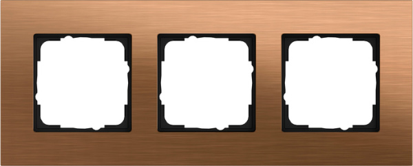 Gira Рамка тройная 021338