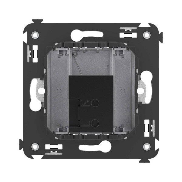 Купить DKC USB 2.0 розетка одинарная в стену, тип А-А, "Avanti", "Закаленная сталь"