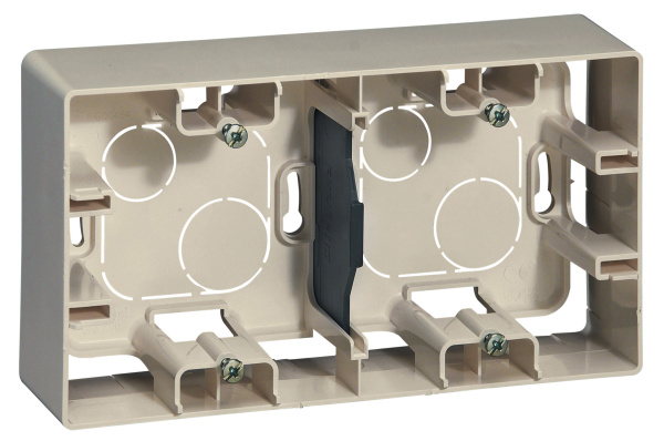 Купить Legrand Etika Слоновая кость Коробка накладкая монтаж 2-ая 672540