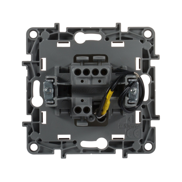 Купить Legrand Etika Слоновая кость Переключатель с подсветкой, 10А, Автоматические клеммы 672315