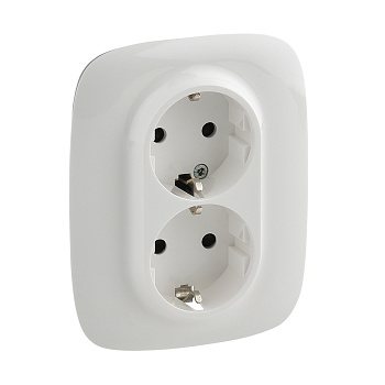 Legrand Valena ALLURE DIY Бел Розетка 2-ая с/з с защитными шторками, безвинт.зажим 753726