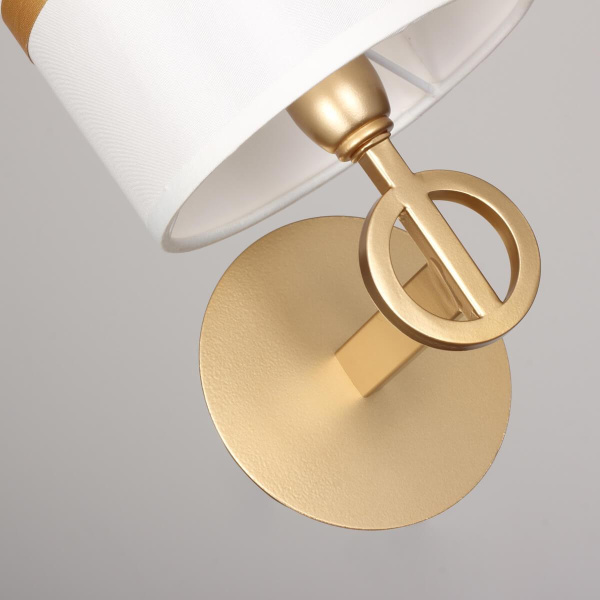 Купить Favourite Classic Mateo Настенный светильник D200*W150*H285 1*E14*40W, excluded 2634-1W