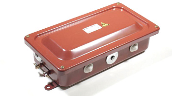 ЗЭТАРУС Коробка металлическая с заглушкам 336х175х100 (7 отверстий: 2Ø20, 3Ø25, 2Ø32)IP65 zeta30384