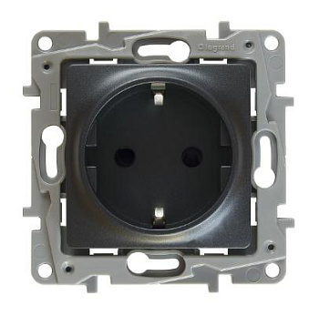 Legrand Etika Антрацит Розетка с/з со шторками, авт. клем. (аналог 672622) 672631