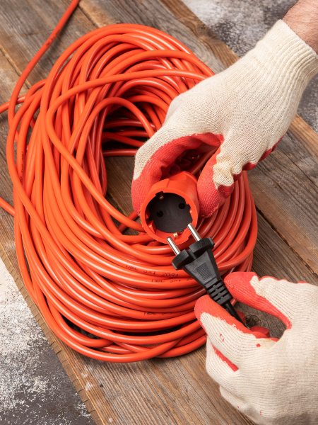 Купить EKF PROxima Удлинитель "Зевс 2.0" 50м c заземлением ПВС 3*1 16А/3,5кВт