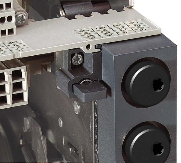 Купить SE Masterpact VPOC Блокировка вкатывания при открытой дверце 48582