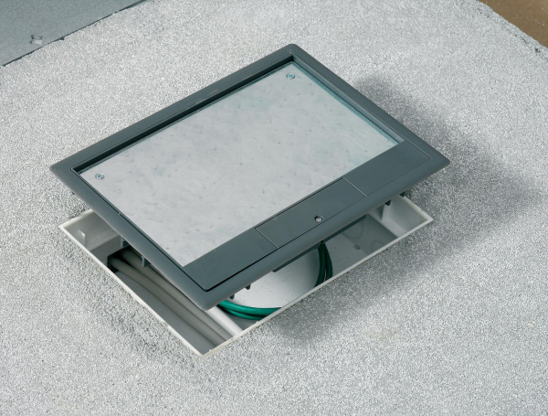 Купить SE OptiLine 45 Коробка установочная выс.75-95 для люка 199х199 ISM50320