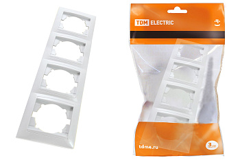 TDM Рамка 4-х постовая вертикальная белая "Лама" SQ1815-0035