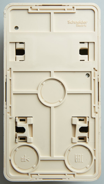 Купить Systeme Electric Этюд наруж Сосна Блок: Розетка б/з + выключатель 2-клавишный