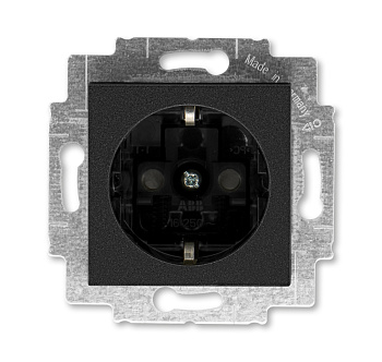 ABB EPJ Levit антрацит / дымчатый чёрный Розетка с заземлением со шторками 2CHH203457A6063