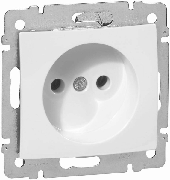 Купить Legrand DIY Valena Бел Розетка 1-ая б/з 694268