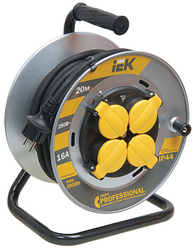 IEK Катушка УК20 на мет с т/з 4 места 2Р+PЕ/20м КГ 3х1,5мм2 IP44 Professional