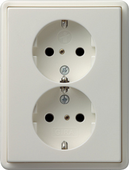 Gira Двойная розетка с з/к в комплекте с рамкой 078340