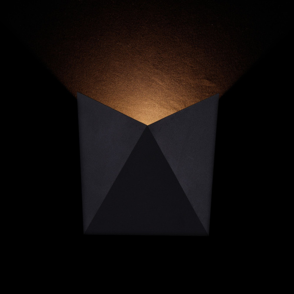 Купить Maytoni Outdoor Beekman Черный Бра LED 550Lm 7W O802WL-L7B