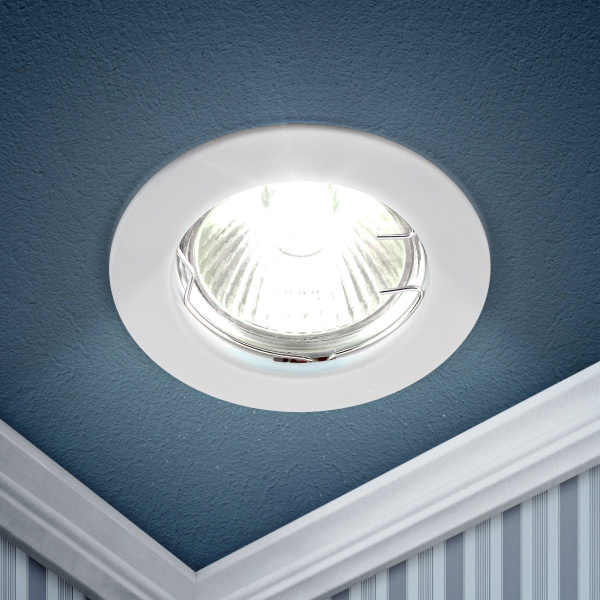 ЭРА KL1 WH Белый Светильник литой простой MR16,12V, 50W