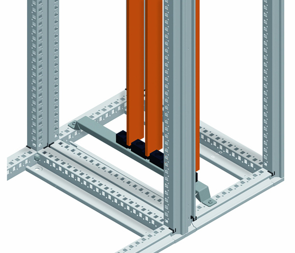 Купить SE Нижняя опора для вертикальных шин 500 NSYAS500