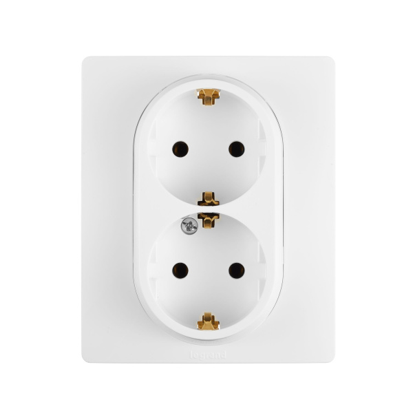 Купить Legrand Etika Белый Двойная розетка с/з, винтовые клеммы 672223