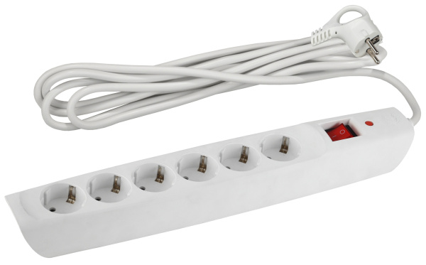 ЭРА Сетевой фильтр SFX-6es-4m-W с надежной защитой с заземлением с выключателем 6 розеток 4м 10А белый