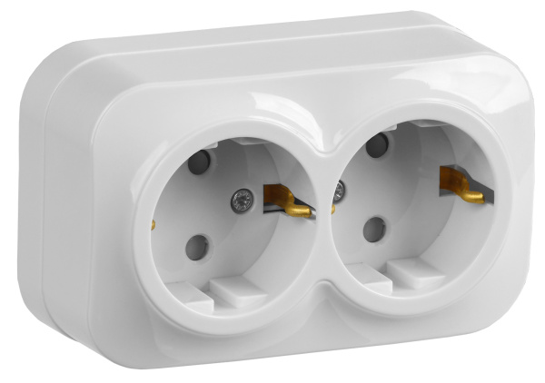 IEK GLORY РСш22-3-ХБ Розет. 2-ая с з/к и з/ш о/у 16А GLORY белый