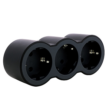 Legrand Revolution Стандарт Черный Тройник 3х2К+З, вертикальные розетки 694519