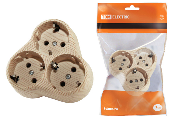 TDM Блок на 3 гнезда 2П+З круглый 16А 250B "Эко" (сосна) SQ1806-0077