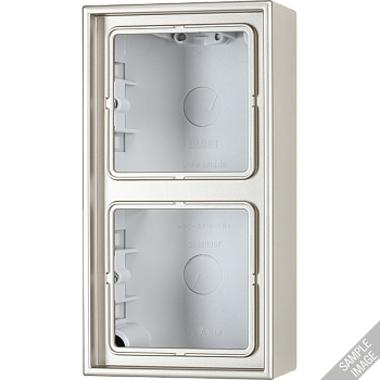 JUNG LS 990 Алюминий Коробка 2-ая для накладного монтажа с встроенной рамкой и основанием AL2582A-L