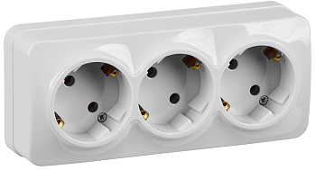 IEK GLORY РС23-3-ХБ Розет. 3-ая с з/к о/у 16А GLORY белый