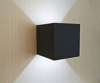 Kink Light 08585,19(4000K) Черный Светильник Куб w10*10 h10 Led 6W (4000K) IP65