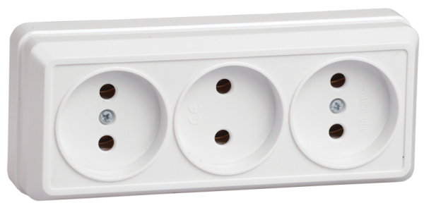 IEK OKTAVA РС23-2-ОБ Розетка 3местн. без з/к 10А откр.уст. (белый)