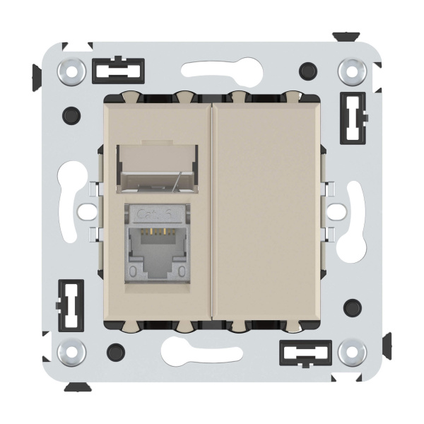 Купить DKC Компьютерная розетка RJ-45 в стену, кат.6 одинарная экранированная, "Avanti","Ванильная дымка"
