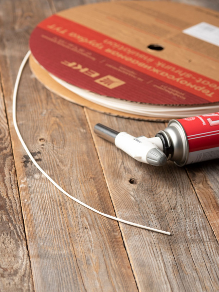 Купить EKF PROxima Термоусаживаемая трубка ТУТ нг 2/1 белая рулон