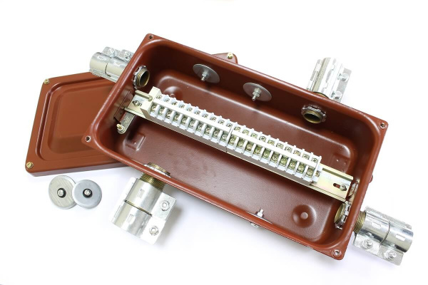 ЗЭТАРУС Коробка клеммная ККМТ-20 У3 IP31 zeta30371