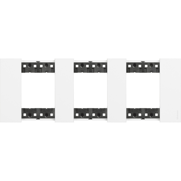 BT Living now Белый Рамка немецкий стандарт 3 поста (2+2+2 мод) KA4802M3KW