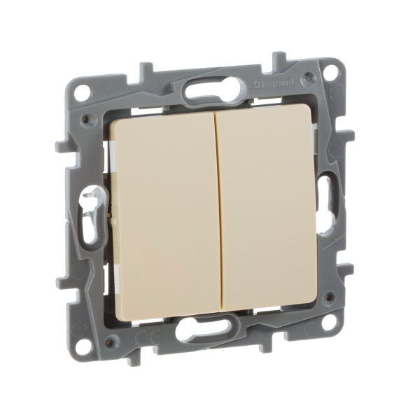 Legrand Etika Слоновая кость Переключатель 2-клавишный, 10А, Автоматические клеммы 672312