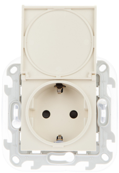 Simon 24 Слоновая кость Розетка 2К+3 IP44 с крышкой и защитными шторками Push&Go 2420448-031