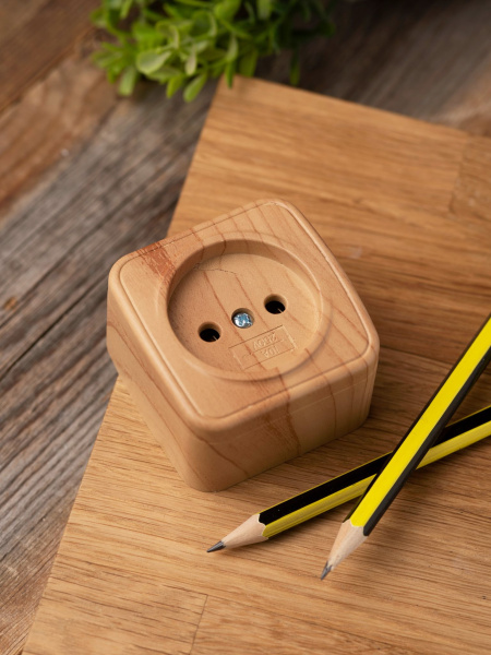 Купить EKF Basic Минск Светлое дерево Розетка б/з, 10А, ОП