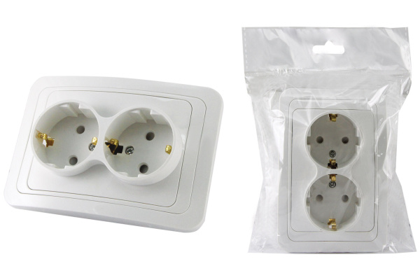 TDM Розетка двойная 2П+З 16А c защитными шторками белая "Валдай" (пром. упаковка) SQ1804-0030