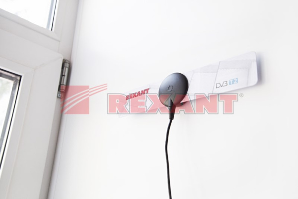 Купить ТВ-Антенна комнатная для цифрового телевидения DVB-T2 на присоске "АКТИВНАЯ" (модель RX-257) Rexant 34-0257