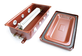 ЗЭТАРУС Коробка монтажная КМ 43-20 У3 IP43 ступенчатый ПВХ ввод zeta30339