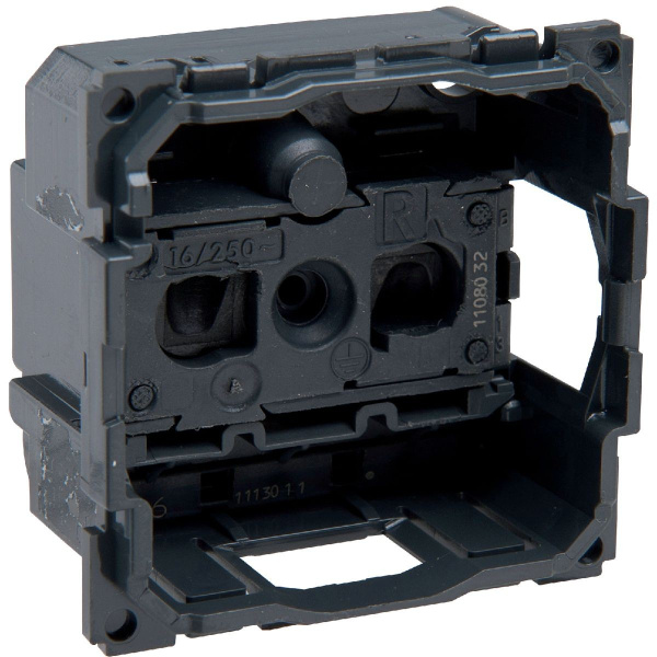 Купить Legrand Celiane Мех Розетка 2К французский стандарт 067110