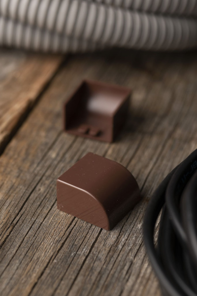 Купить EKF PROxima Заглушка (25х16) (4 шт) Plast под темное дерево