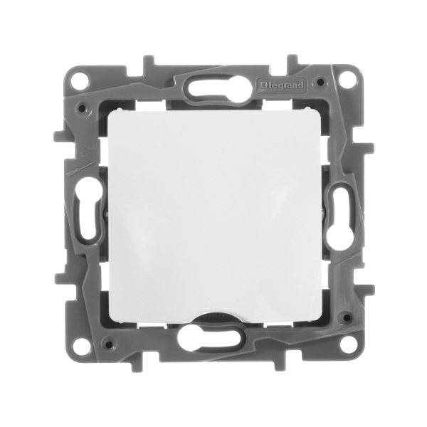 Купить Legrand Etika Белый Вывод кабеля IP21 672229