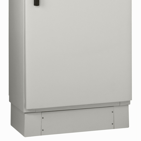 Купить Legrand Marina Шкаф из полиэстера IP 66 IK10 RAL 7035 1660x800x463 мм 036286