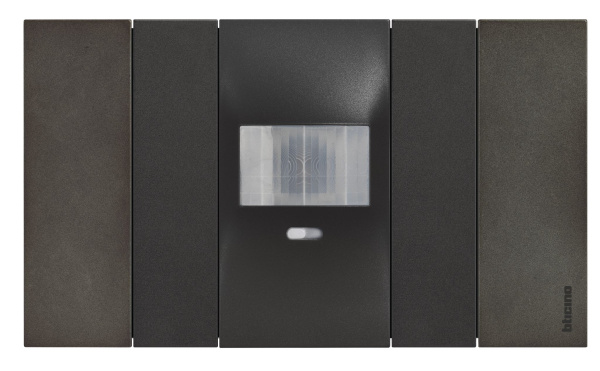 Купить BT Living now Космос Рамка итальянский стандарт 4 мод KA4804NG