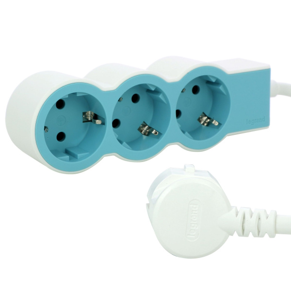 Купить Legrand Revolution Стандарт Бело-голубой Удлинитель 3x2К+З, кабель 1,5м 694551